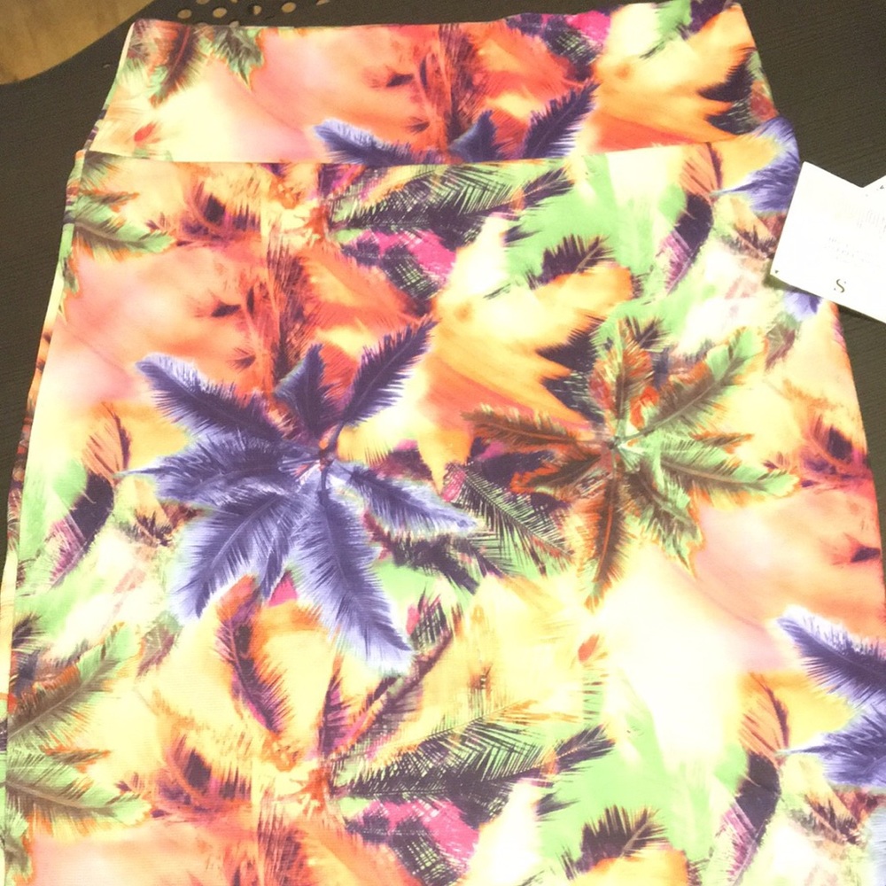 LuLaRoe Cassie